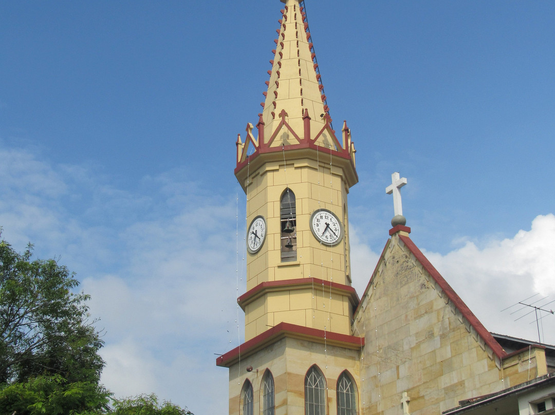 Iglesia El Claret-佩雷拉必去景点