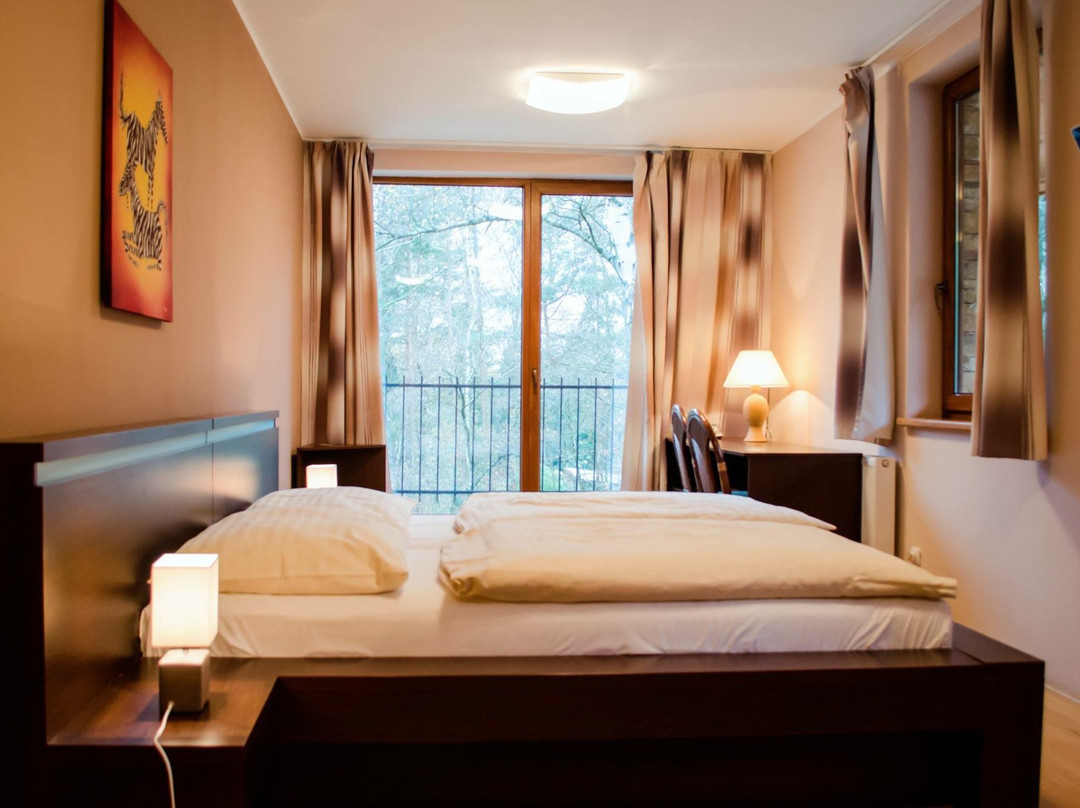 Archa Restaurant & Hotel主图