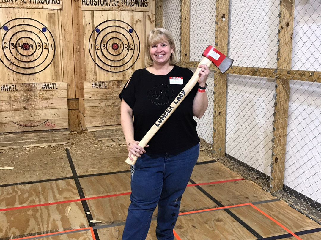 Houston Axe Throwing - Bellaire Location-休斯顿必去景点