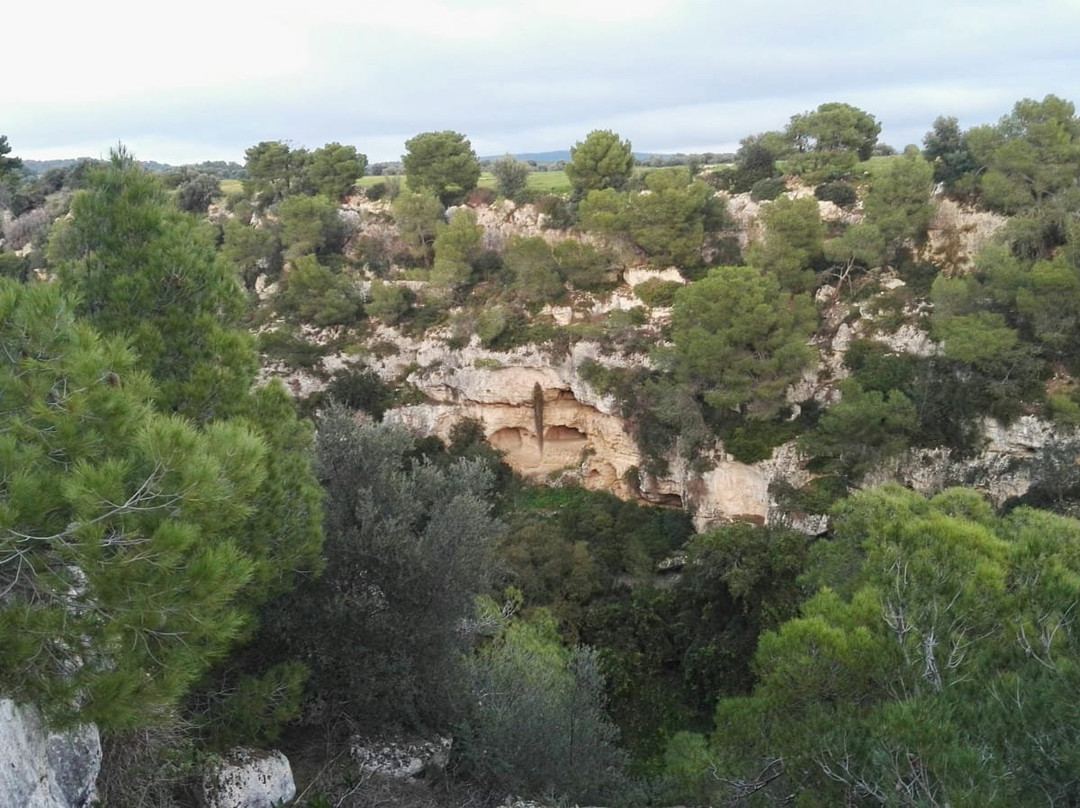 Villaggio rupestre di Petruscio