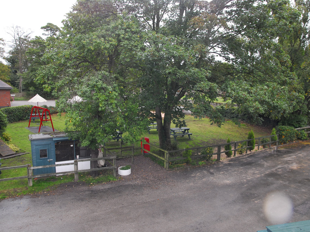 Egerton Arms, Astbury主图