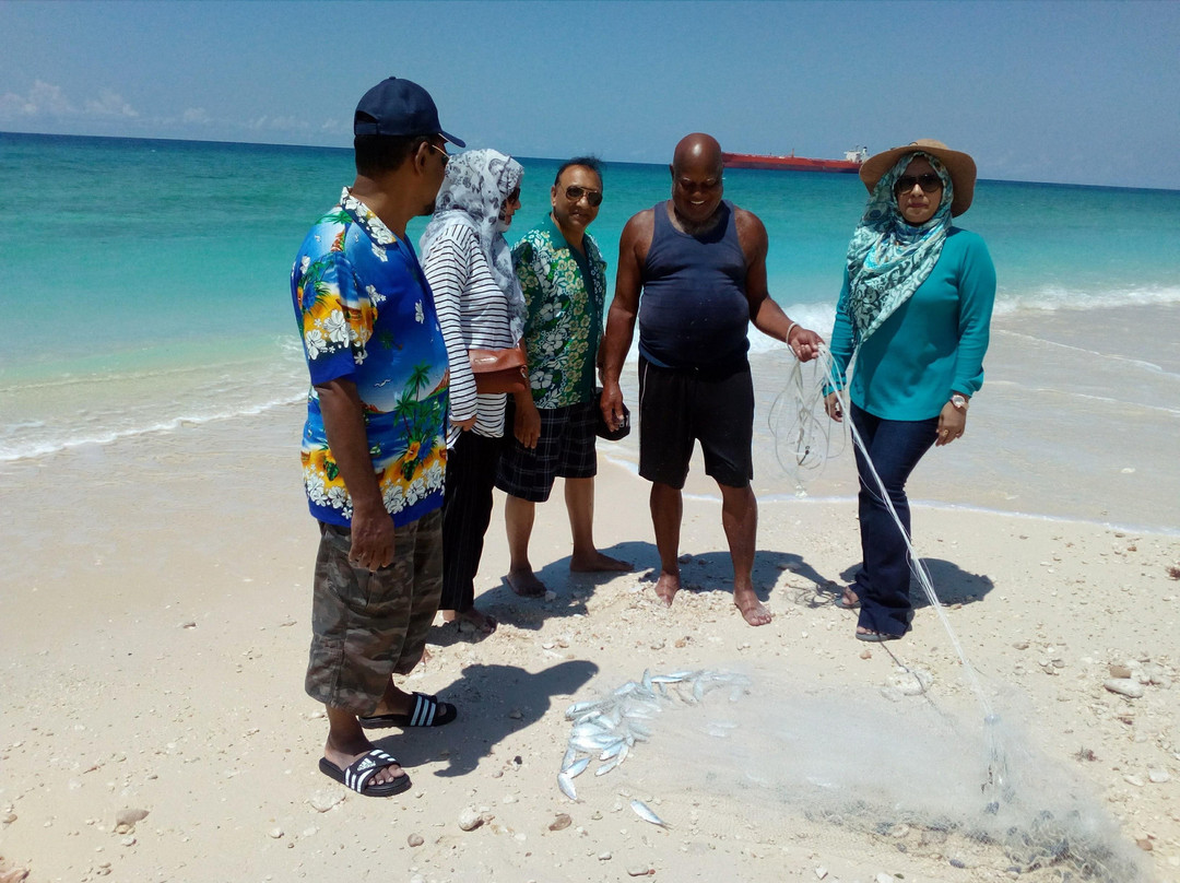 At YOUR Pace Private Tours-拿骚必去景点