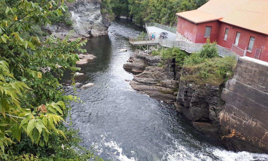 Promenade de la Gorge de la Rivière Magog-舍布鲁克必去景点