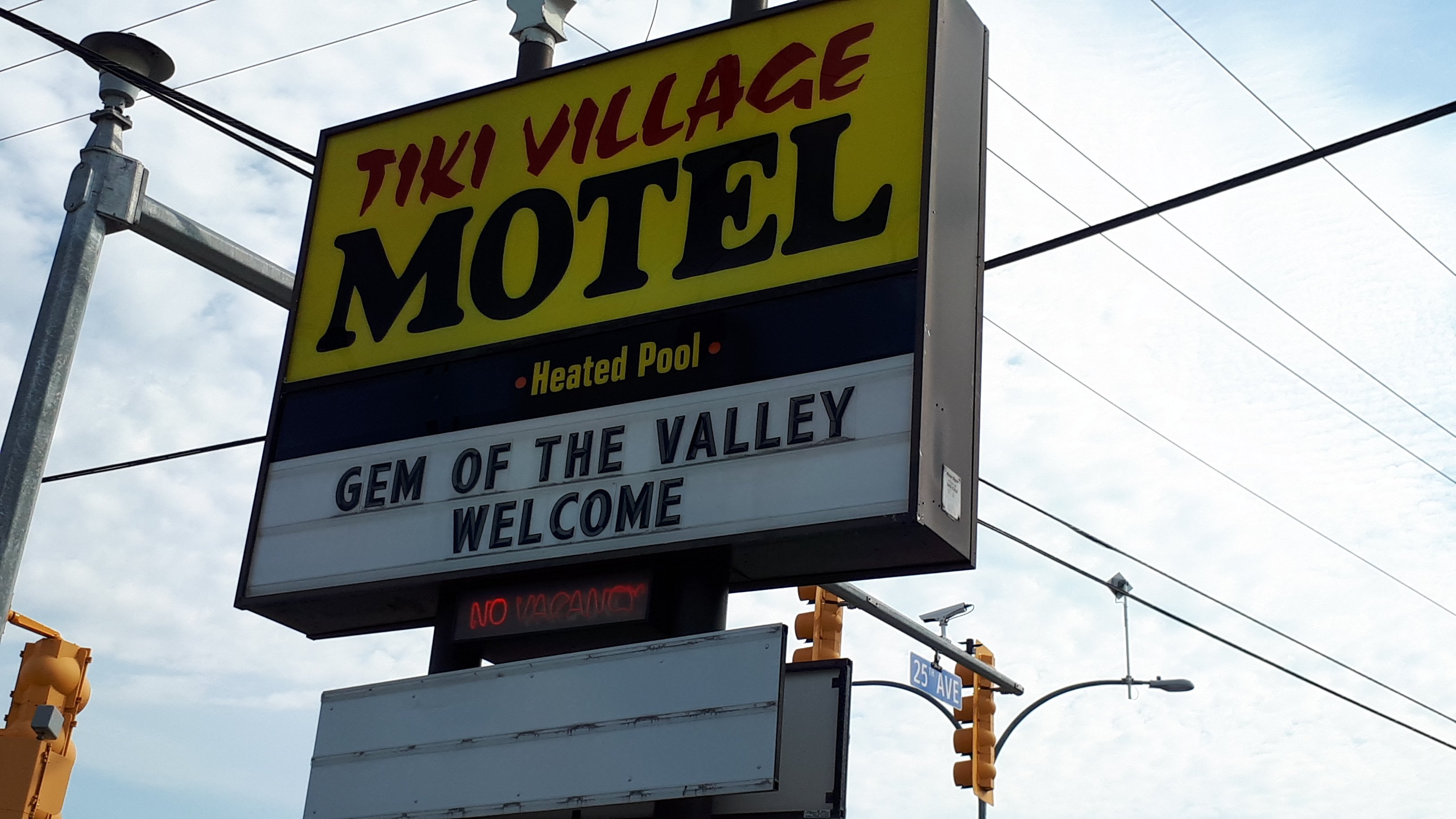 Tiki Village Motor Inn-浴室