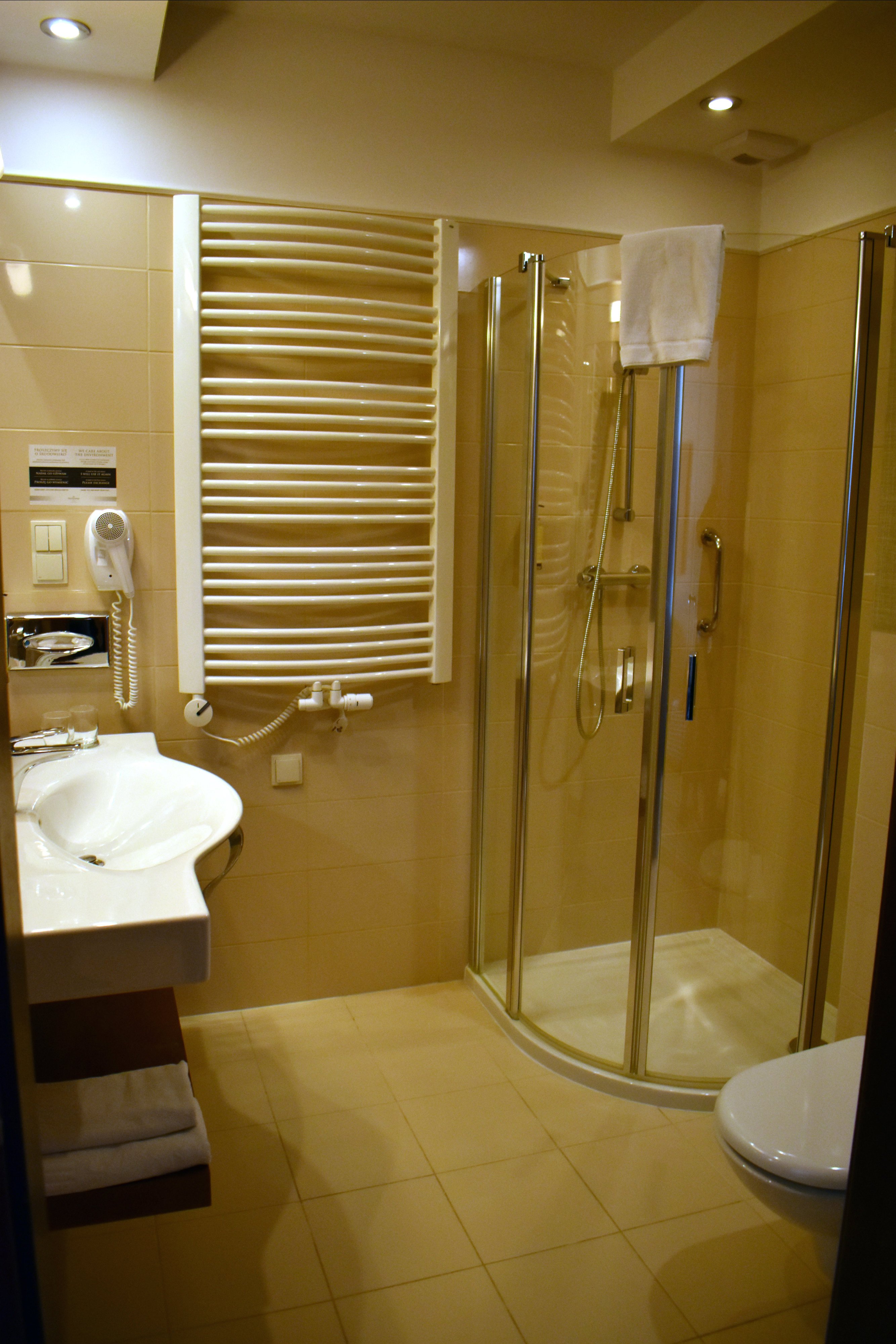 Wieniawski Hotel Lublin-浴室