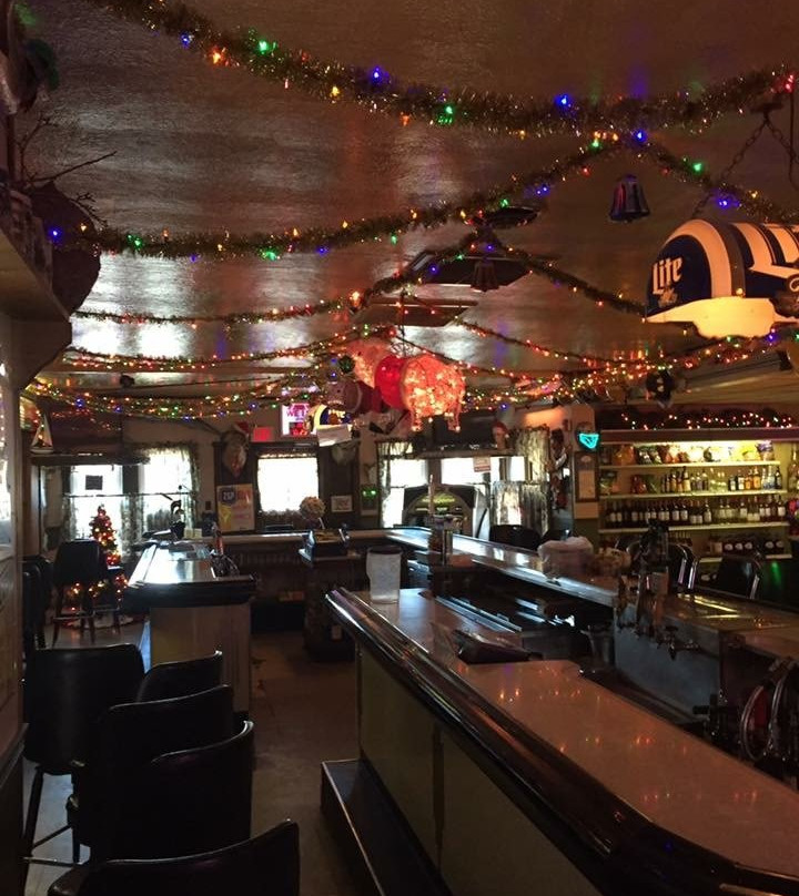 COLONIAL CAFE (BAR)-Woodbury必去景点