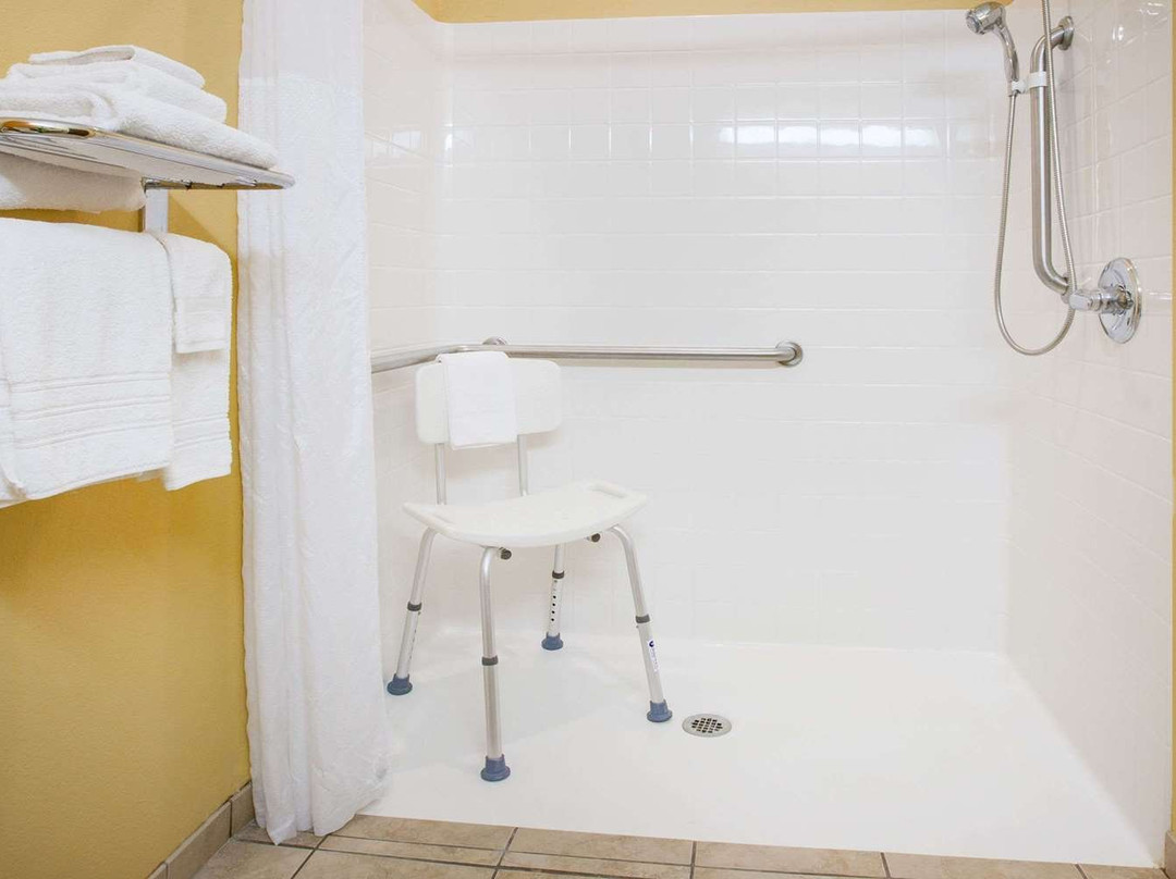 Spark By Hilton Stillwater主图