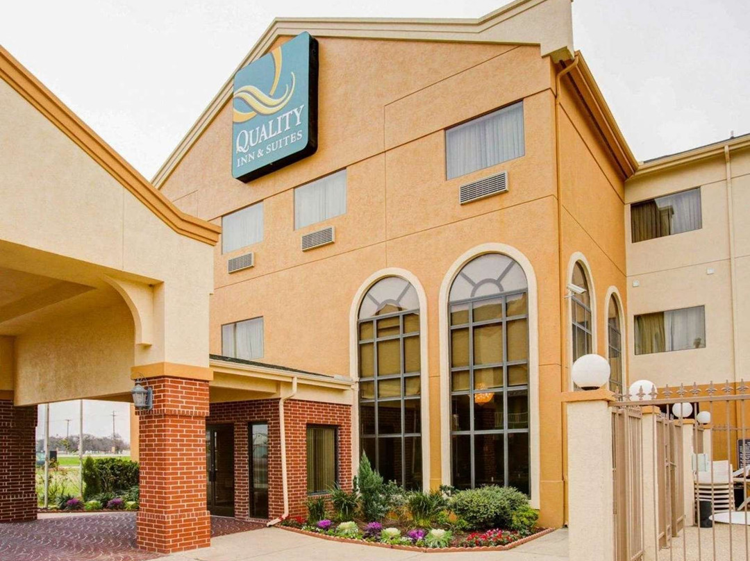 Quality Inn & Suites主图
