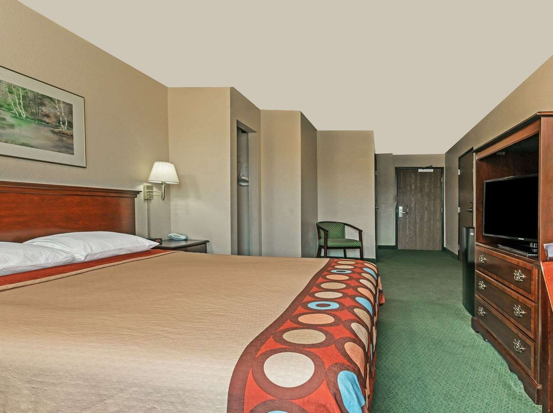 Super 8 by Wyndham Dixon/UC Davis主图