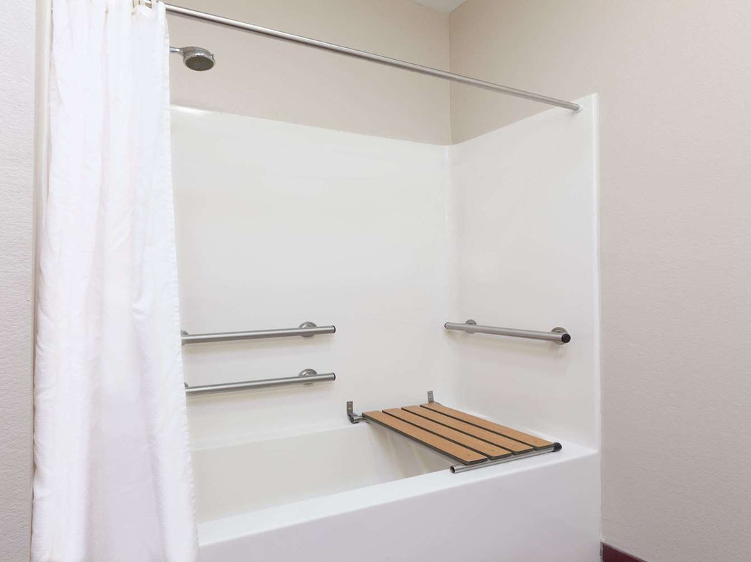 Super 8 by Wyndham Huntsville主图