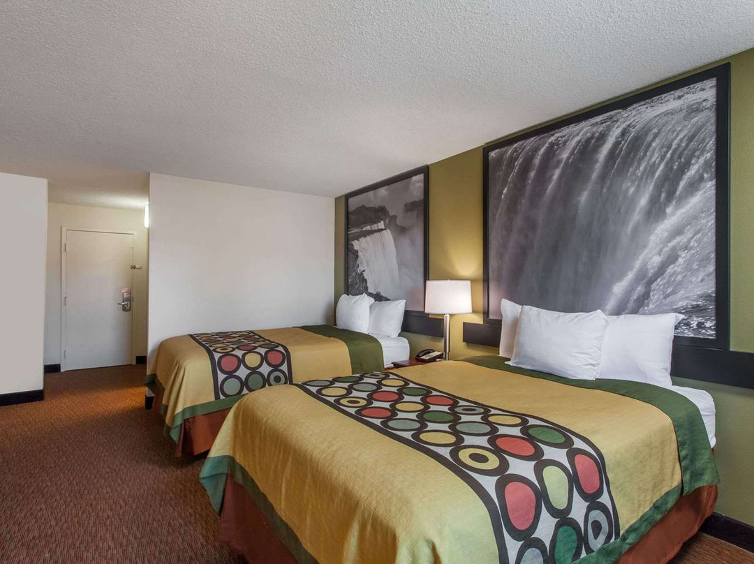 希尔顿汉堡Spark主图