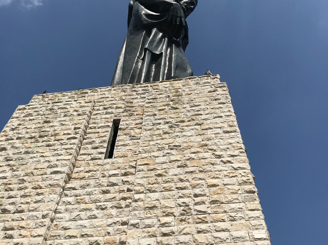 Monumento al Sagrado Corazon de Jesus-瓜亚基尔必去景点