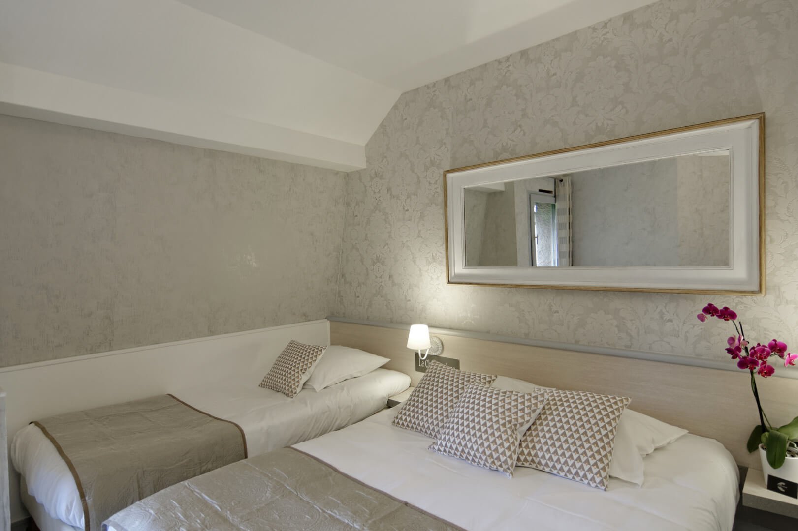 Hotel Le Chantereigne-官方