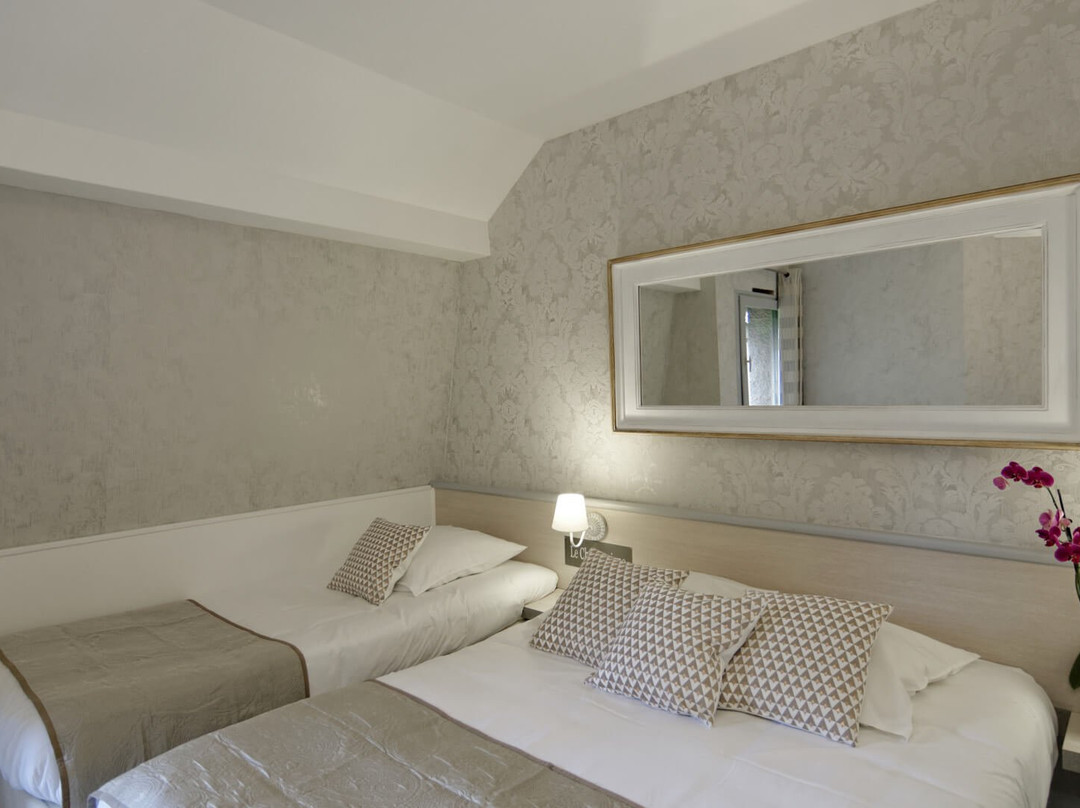 Hotel Le Chantereigne主图