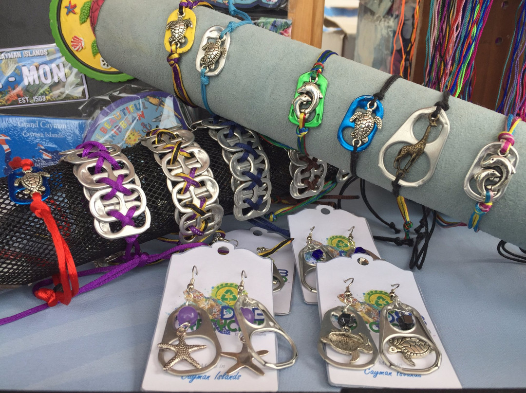 Cayman Craft Market-乔治城必去景点