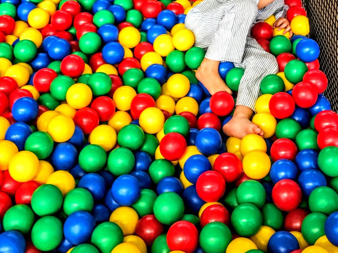 Play & Bounce-斯赫弗宁恩必去景点