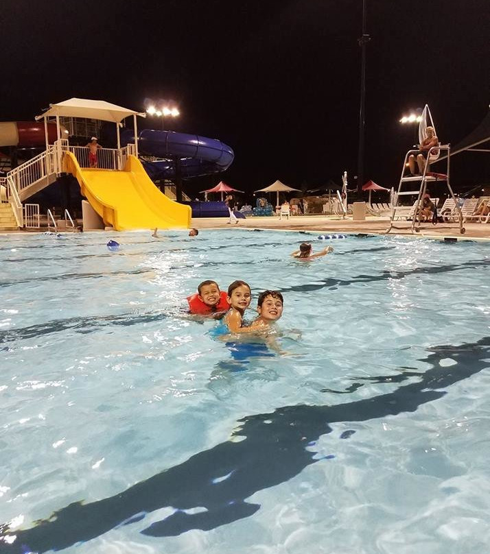 The Station at Central Park Aquatic Center-穆尔必去景点