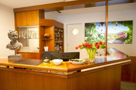 卡尔斯特经典酒店主图