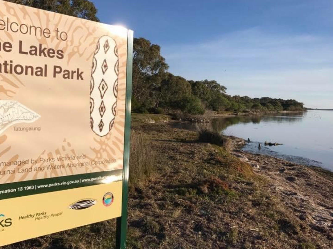 The Lakes National Park景点图片