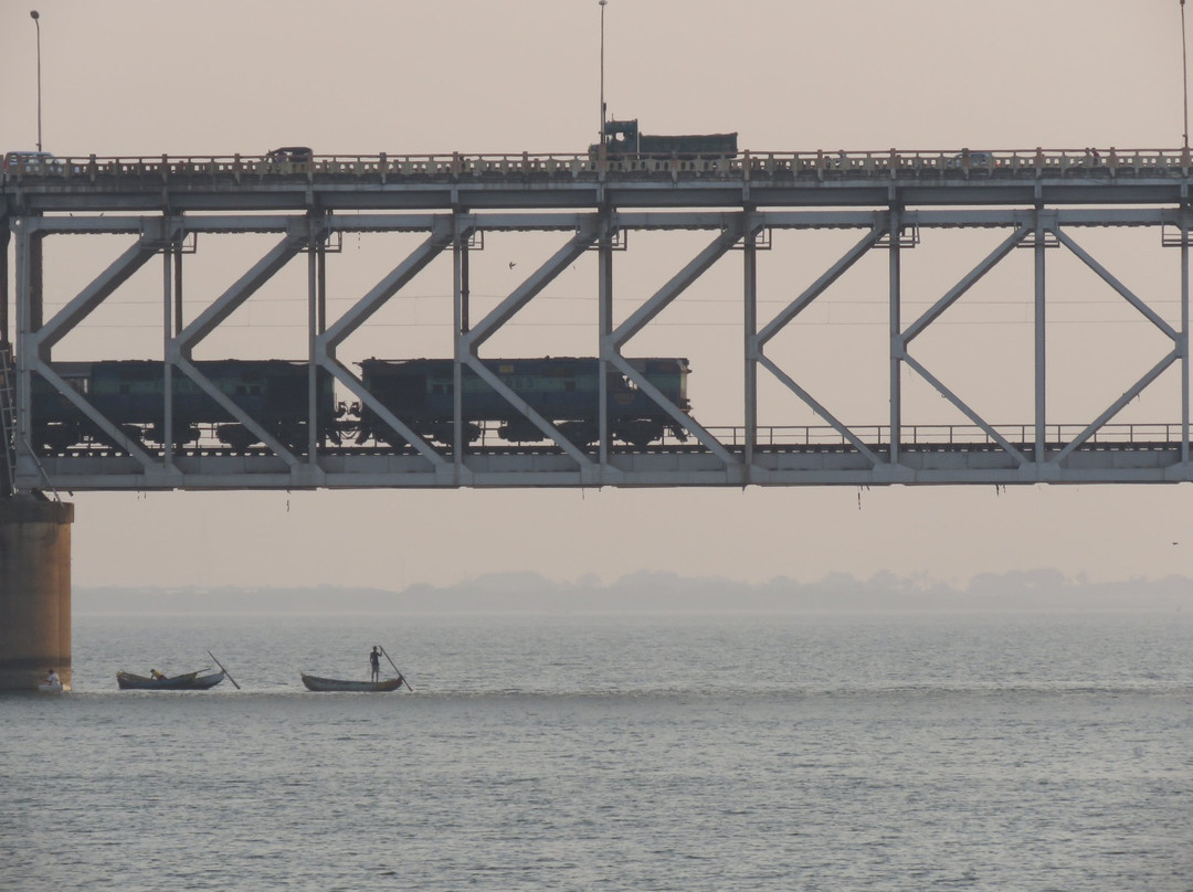 Rajahmundry Godavari Bridge景点图片