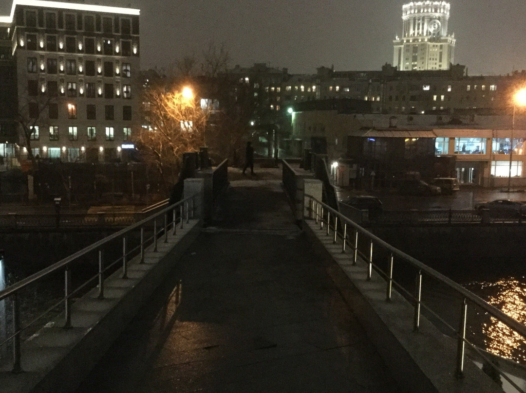 Second Schluzovoi Bridge-莫斯科必去景点