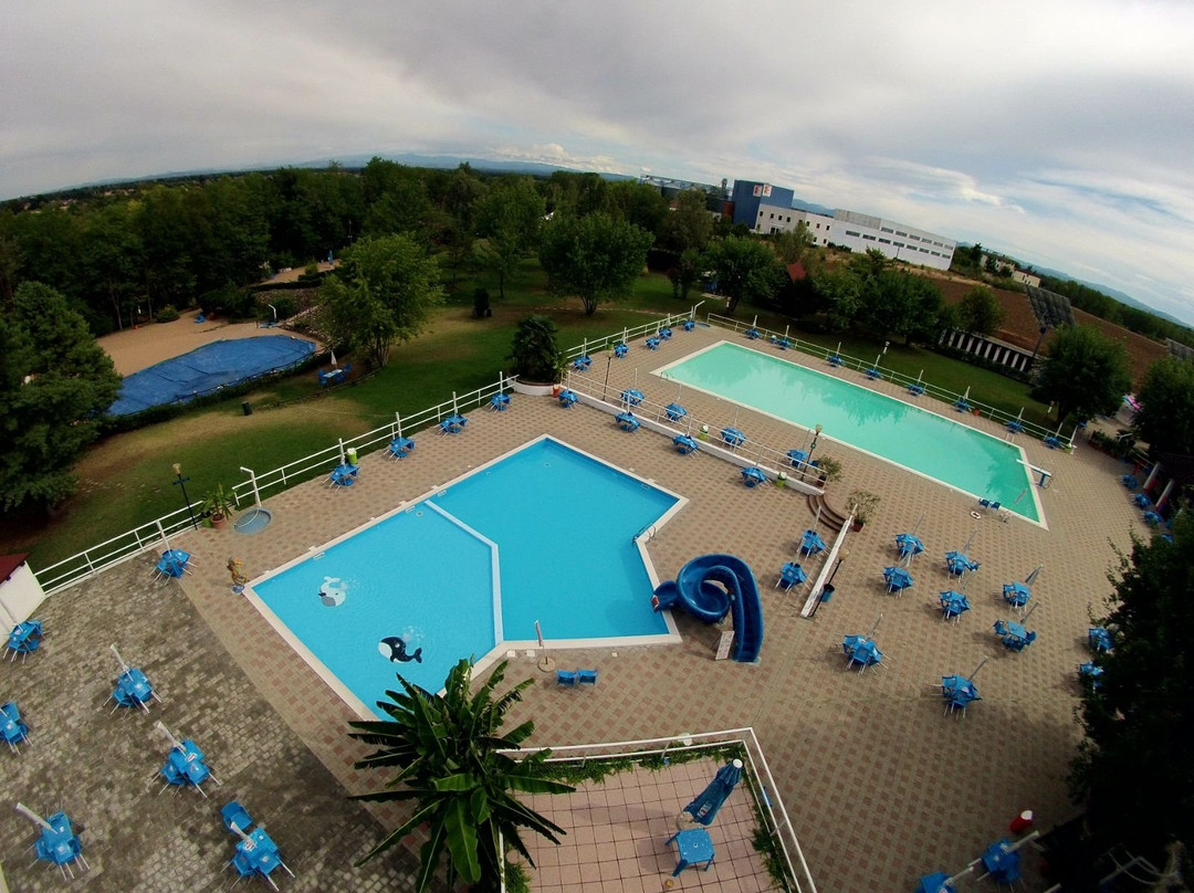 Piscine Mond'Azzurro景点图片