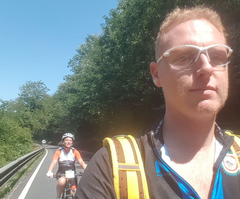 E-bike Adventure Tour景点图片