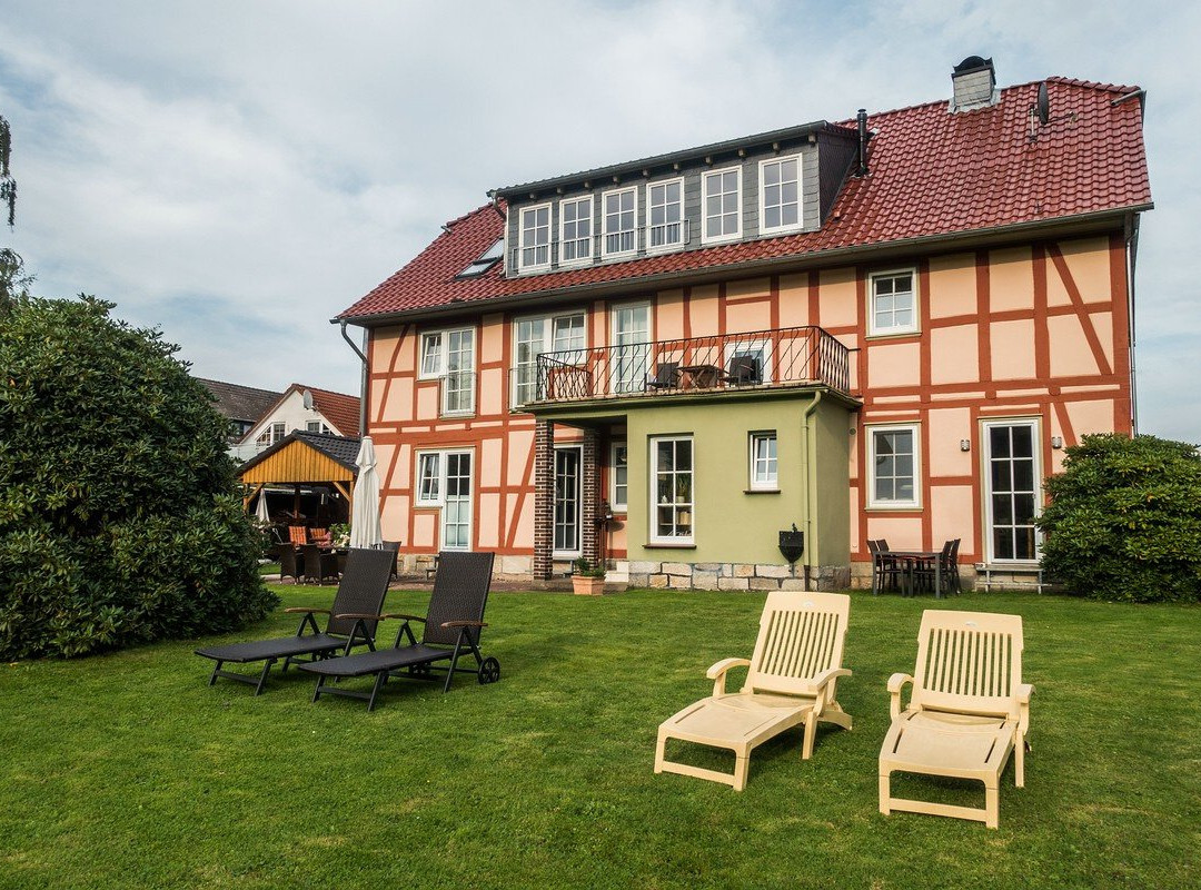 Immenhausen酒店住宿-Haus Froschkönig