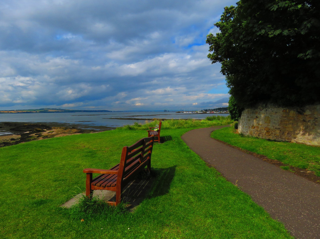 Rosyth Old Parish Church-Limekilns必去景点