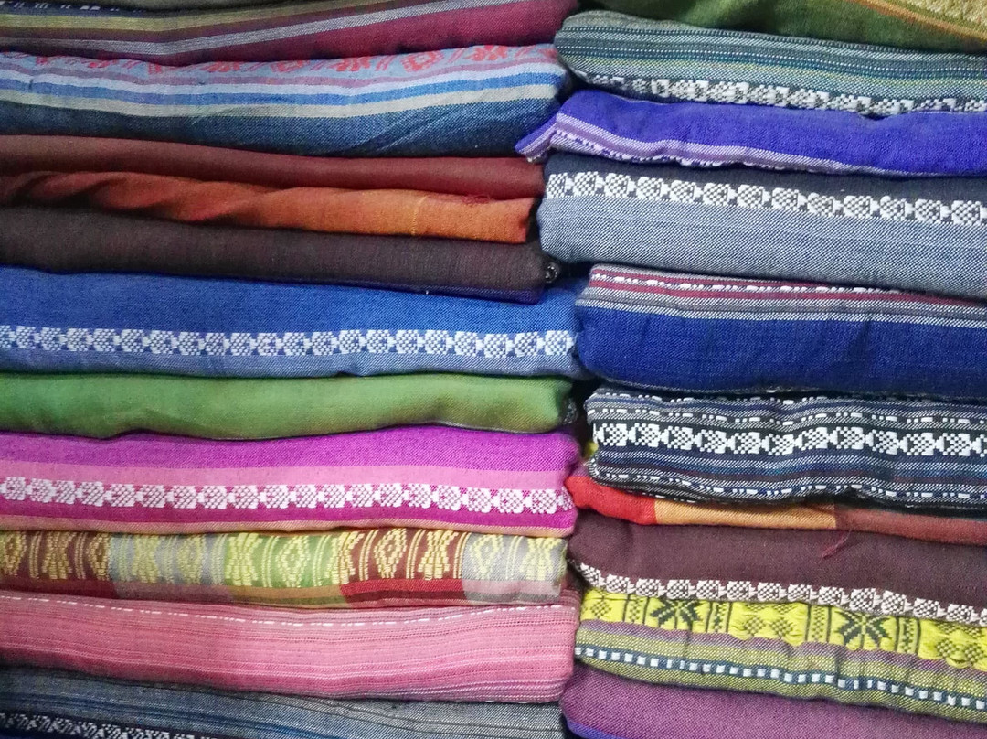 Cao Minh Clothes Shop-会安必去景点