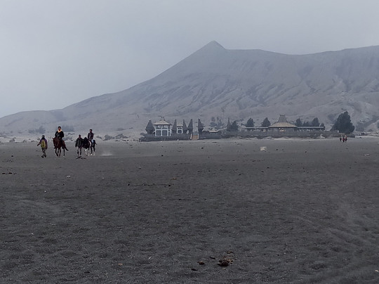 Bromo Solution Tour & Transport-泗水必去景点