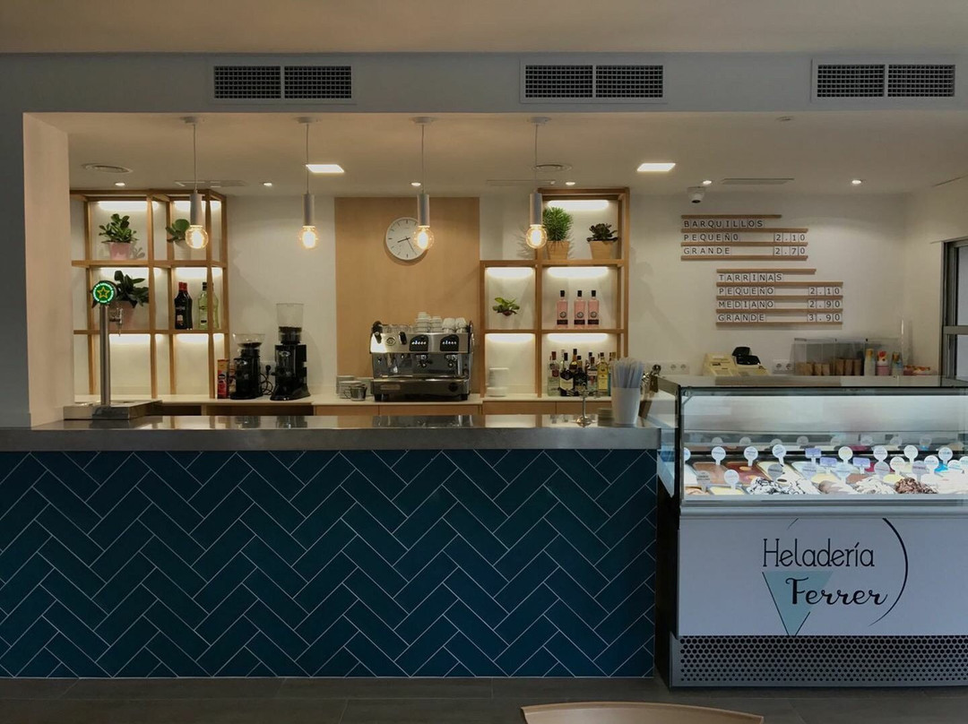 San Pedro del Pinatar餐馆和美食-Heladeria Ferrer
