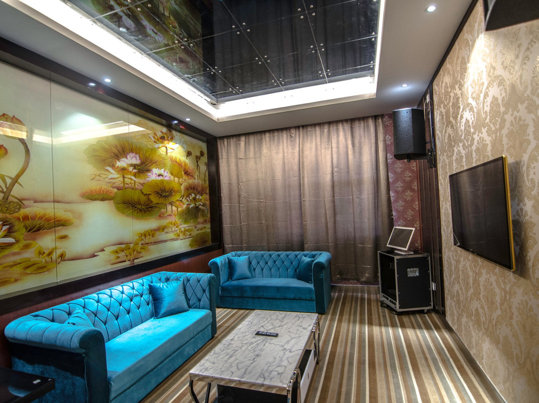 Cockpit Lounge-里朗威必去景点