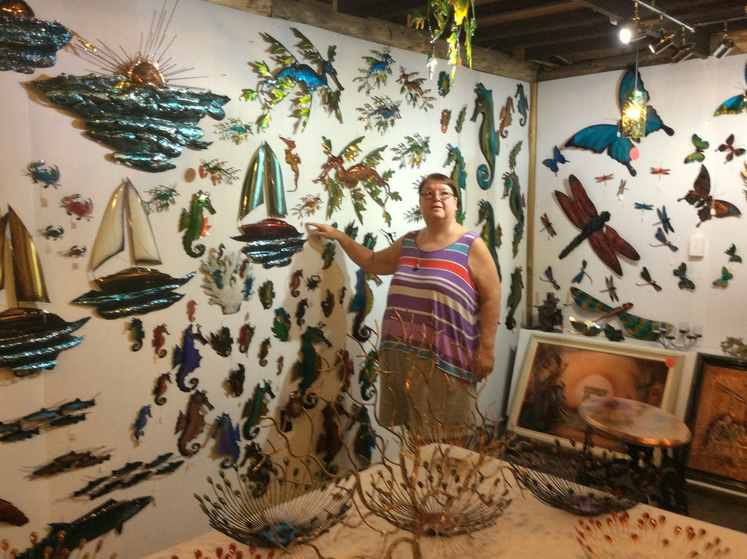 Tasmanian Copper & Metal Art Gallery-Carrick必去景点