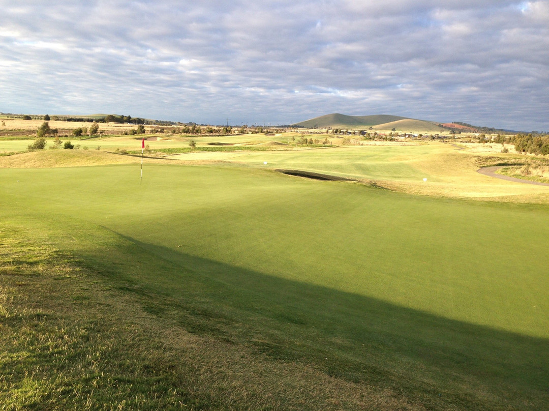 Mandalay Golf Course景点图片