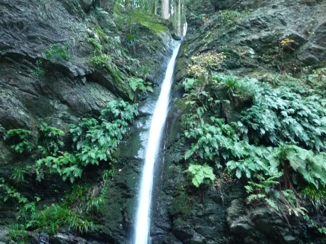 Shukuya Falls-毛吕山町必去景点