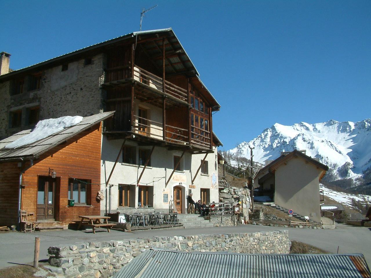 Gîte Auberge Costebelle-官方