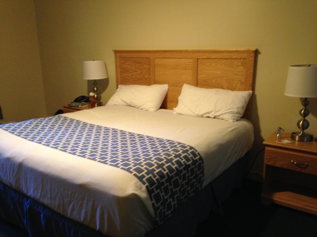 Gouldsboro酒店住宿-The Red Barn Motel