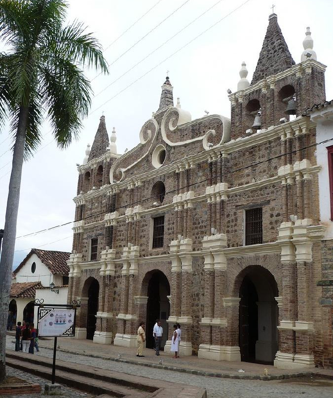 Iglesia de Santa Barbara景点图片