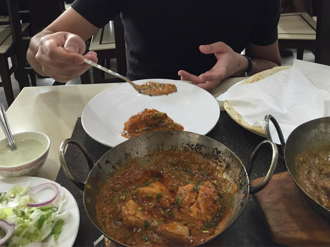 Des Pardes Restaurant - 24 Hours