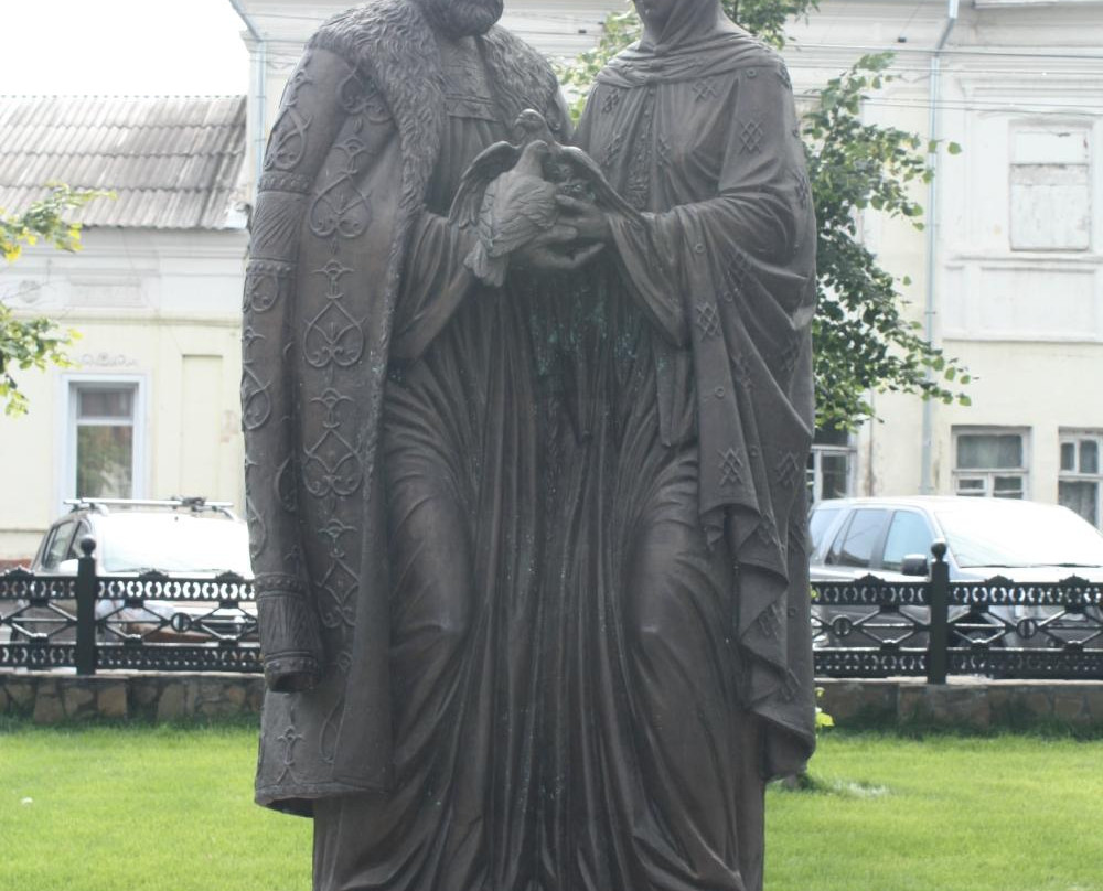 Monument to the Holy Blessed Peter and Fevronia-图拉必去景点