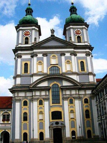 Basilica, Cistercian Monastery and Library-Waldsassen必去景点