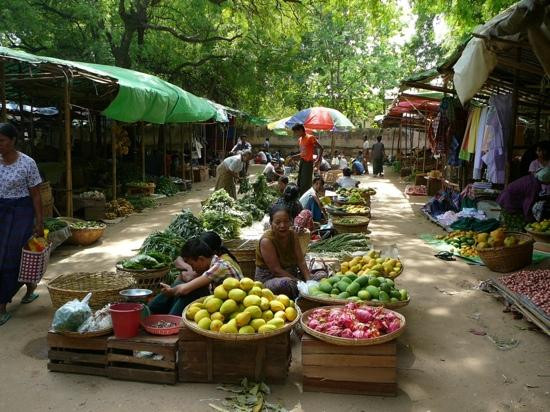 Nyaung U Market-蒲甘必去景点