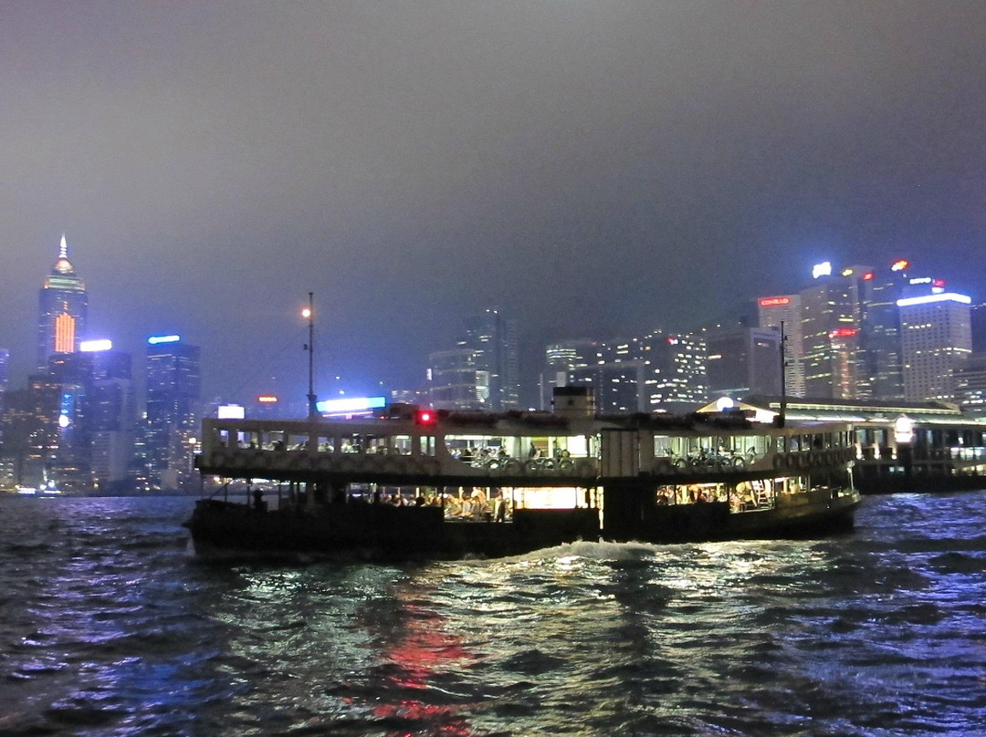 幻彩咏香江灯光表演-香港必去景点