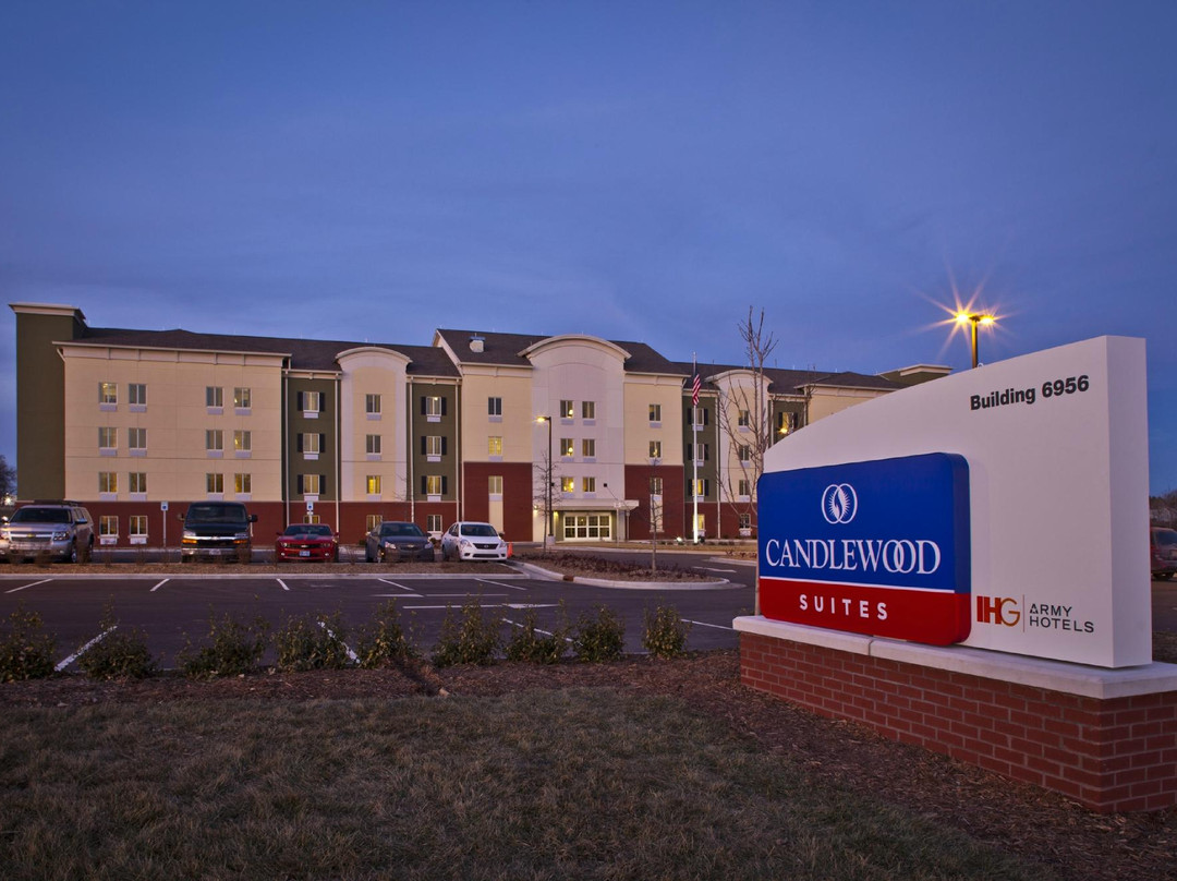 Candlewood Suites Building 6956