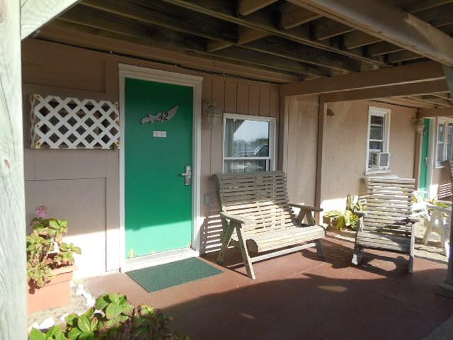 Buccaneer Motel & Beach Suites主图