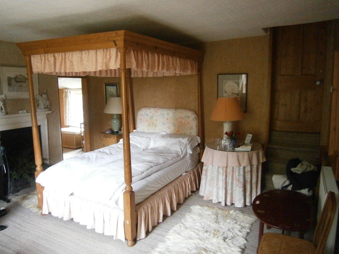 The Old Vicarage主图