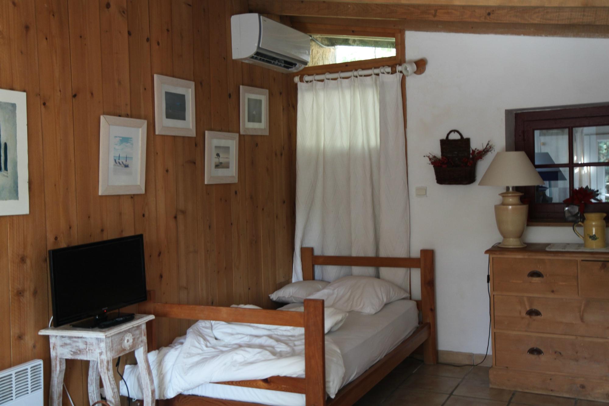 Chambres d'Hotes Saint Veredeme-客卧