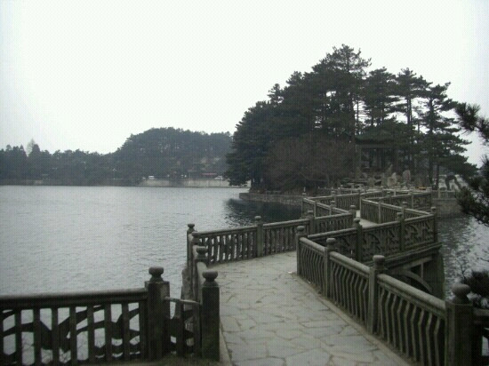 如琴湖景点图片
