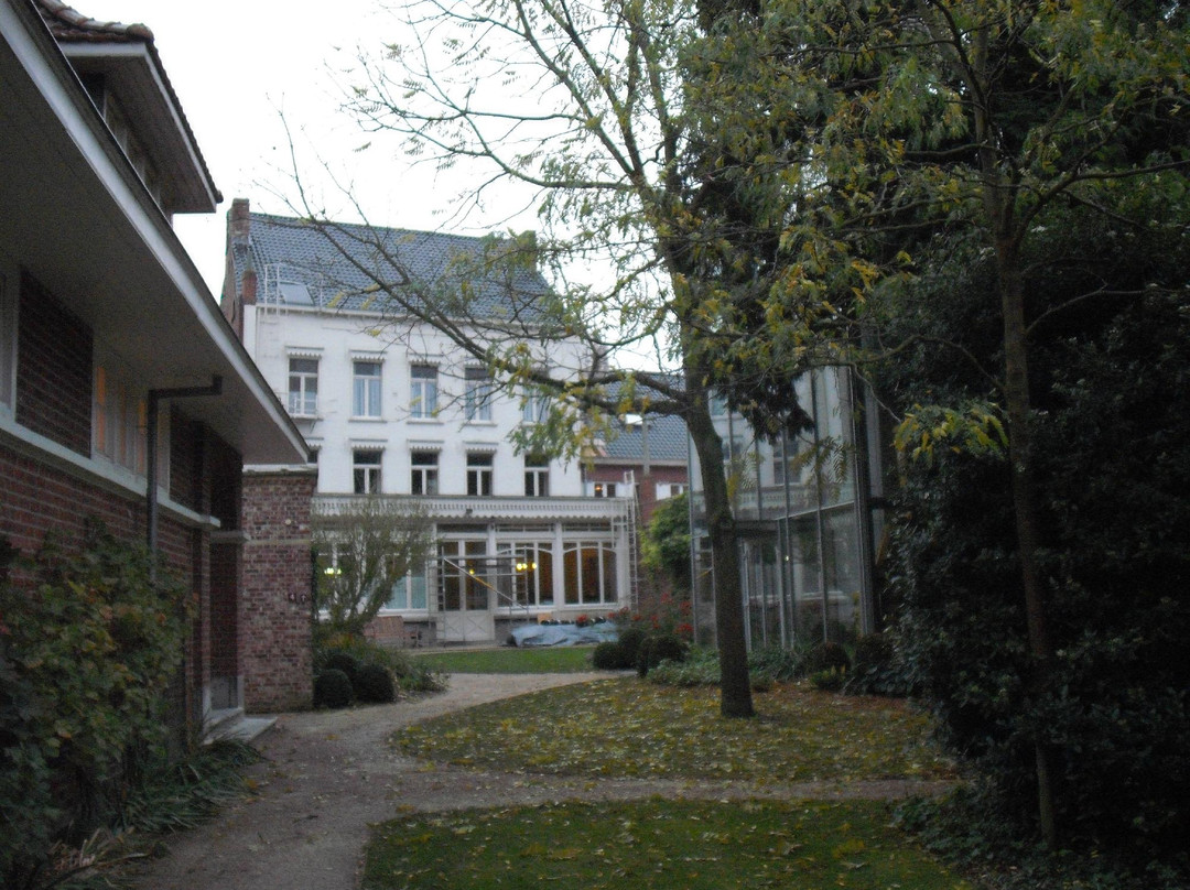 Entente Cordiale Tours-切斯特必去景点